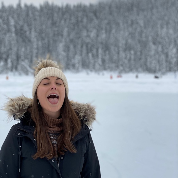 Meet the Posher - Picture 1 of 1